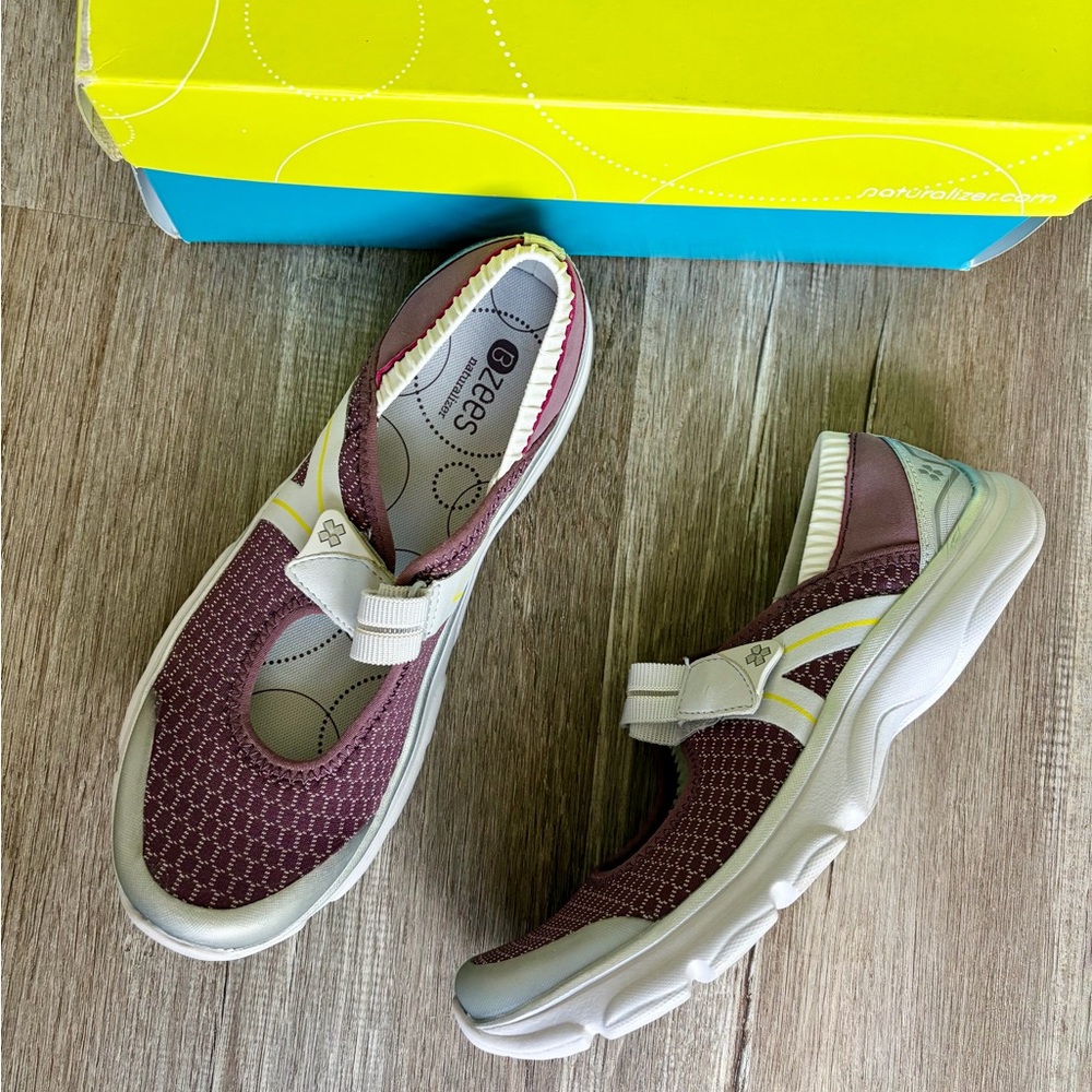 Bzees Boardwalk Slip-On Shoes